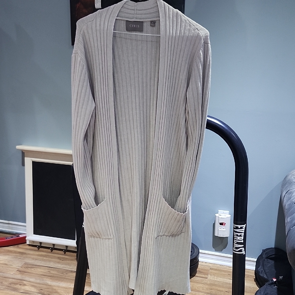 Cyrus Women's Light Gray Ribbed Knitted Tunic